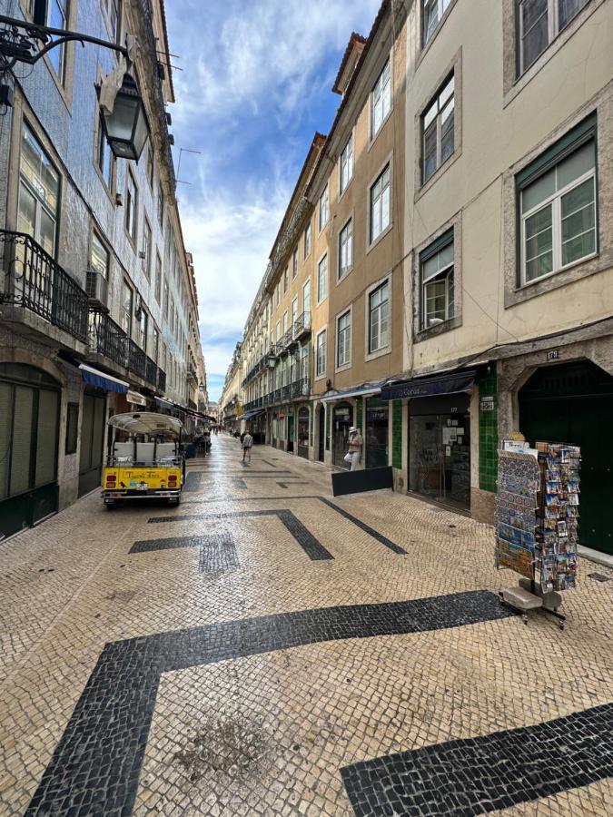 The Traditional Arts Memoir, Downtown Flat With Balcony And Comfort Lisboa 外观 照片